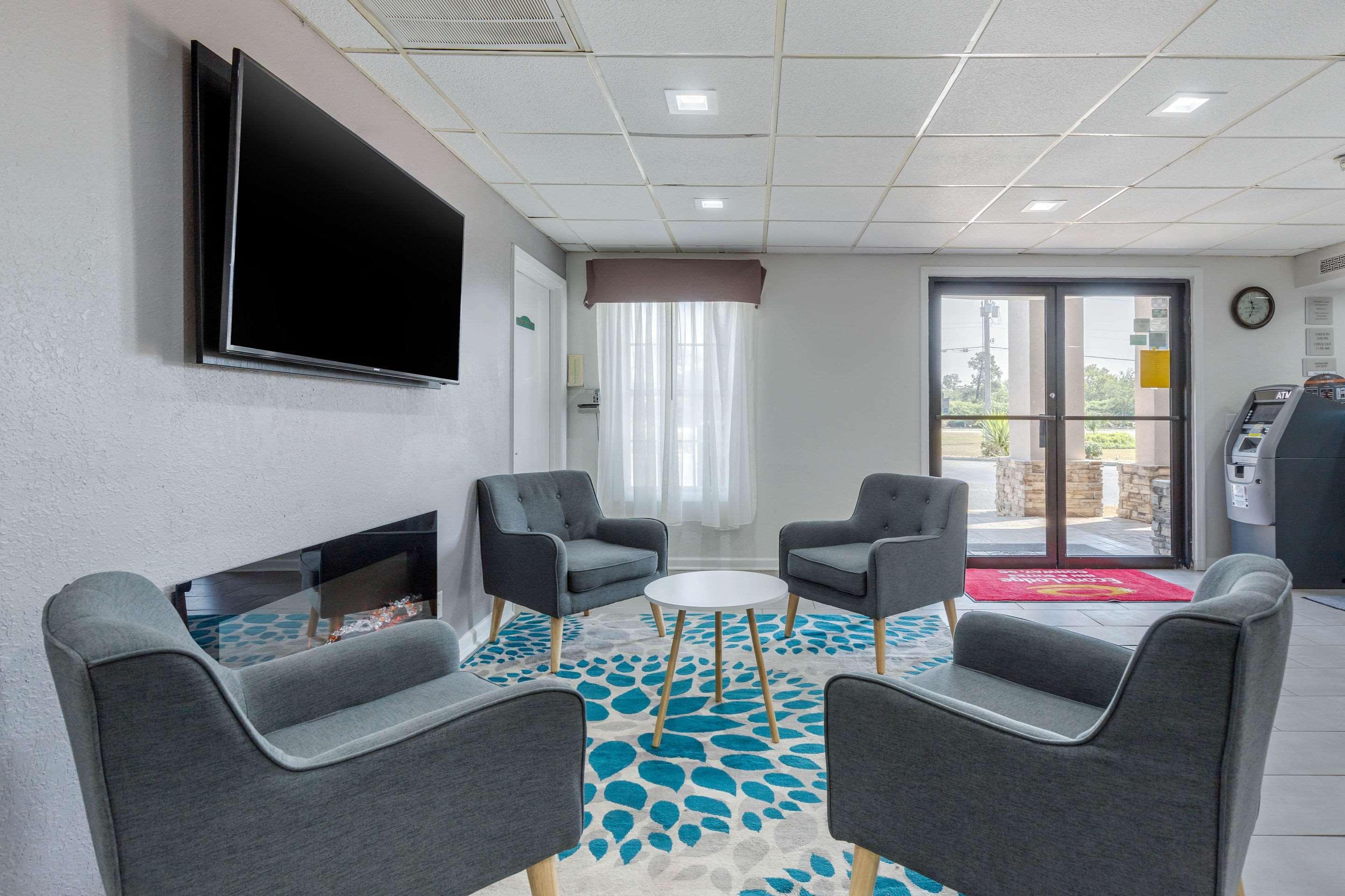 Suburban Studios At The University Conway Extérieur photo